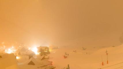 Grand Tourmalet: La mongie village - 1750m (skaping.com)