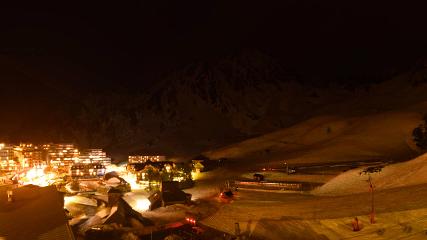 Grand Tourmalet: La mongie village - 1750m (skaping.com)