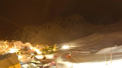 Grand Tourmalet: La mongie village - 1750m (skaping.com)