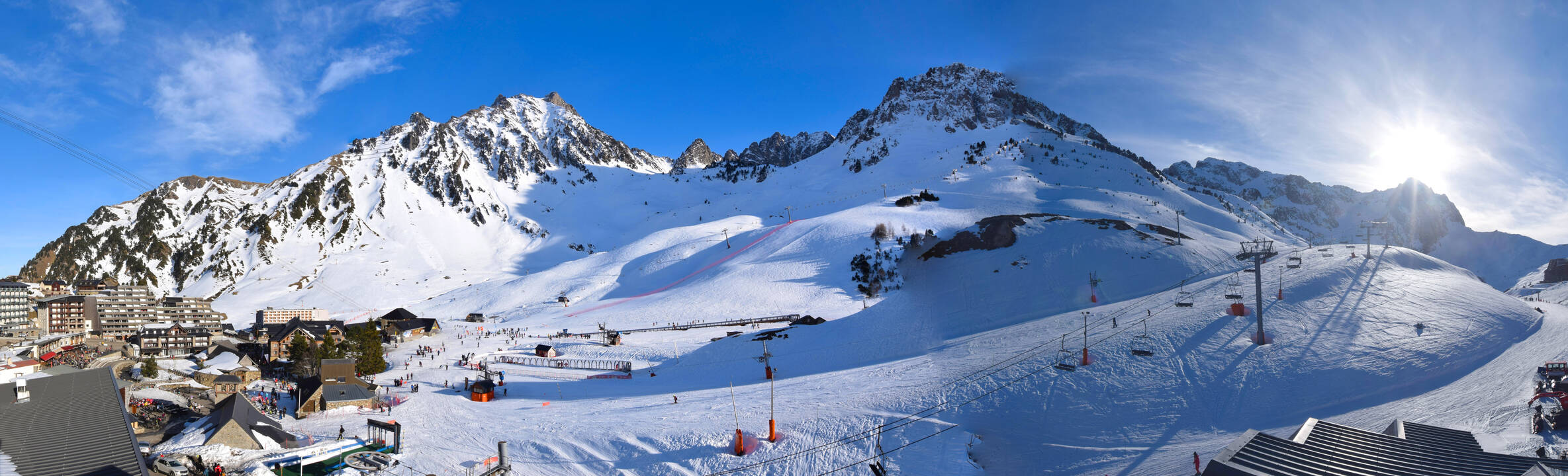 Webcam Grand Tourmalet: La mongie village - 1750m