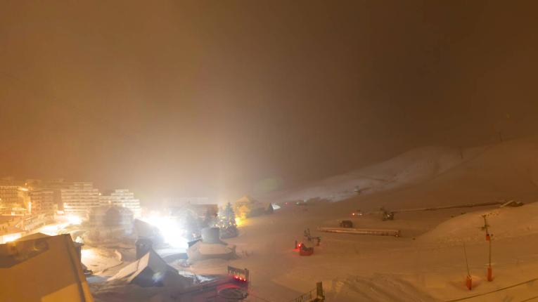 Webcam Grand Tourmalet: La mongie village - 1750m