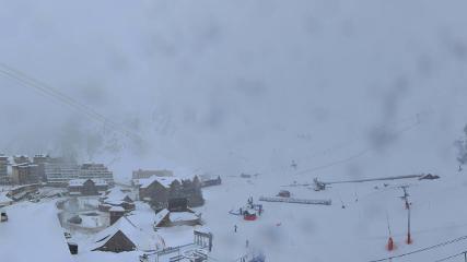 Grand Tourmalet: La mongie village - 1750m (skaping.com)