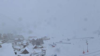 Grand Tourmalet: La mongie village - 1750m (skaping.com)