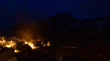 Grand Tourmalet: La mongie village - 1750m (skaping.com)