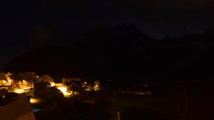 Grand Tourmalet: La mongie village - 1750m (skaping.com)