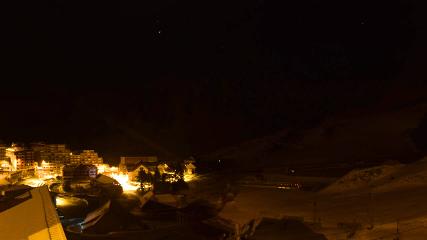 Grand Tourmalet: La mongie village - 1750m (skaping.com)