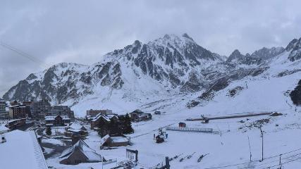 Grand Tourmalet: La mongie village - 1750m (skaping.com)