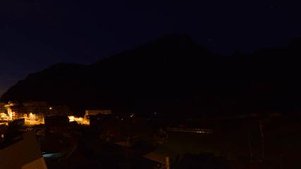 Grand Tourmalet: La mongie village - 1750m (skaping.com)
