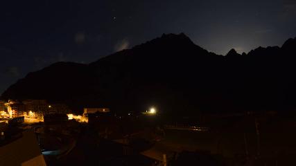 Grand Tourmalet: La mongie village - 1750m (skaping.com)