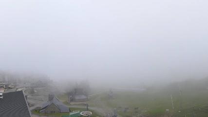 Grand Tourmalet: La mongie village - 1750m (skaping.com)
