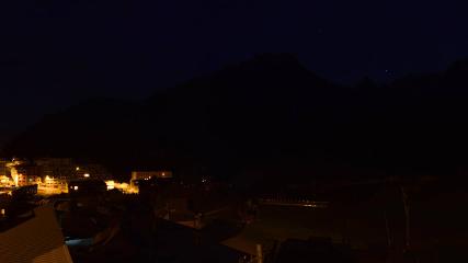 Grand Tourmalet: La mongie village - 1750m (skaping.com)