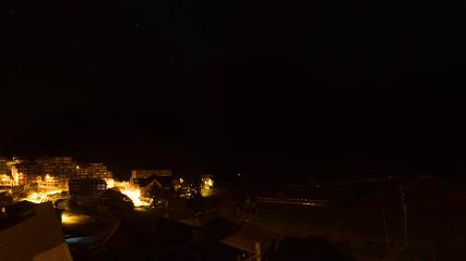 Grand Tourmalet: La mongie village - 1750m (skaping.com)