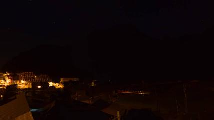 Grand Tourmalet: La mongie village - 1750m (skaping.com)