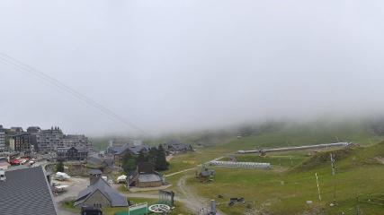 Grand Tourmalet: La mongie village - 1750m (skaping.com)