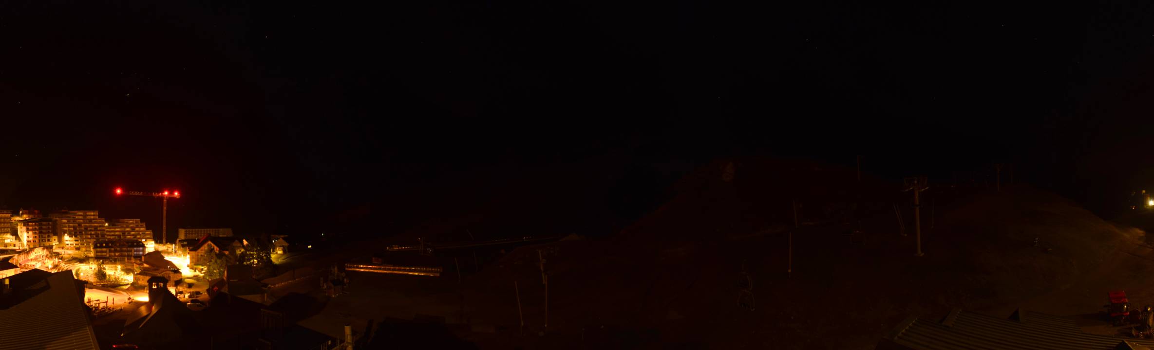 Webcam Grand Tourmalet: La mongie village - 1750m