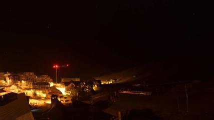 Grand Tourmalet: La mongie village - 1750m (skaping.com)