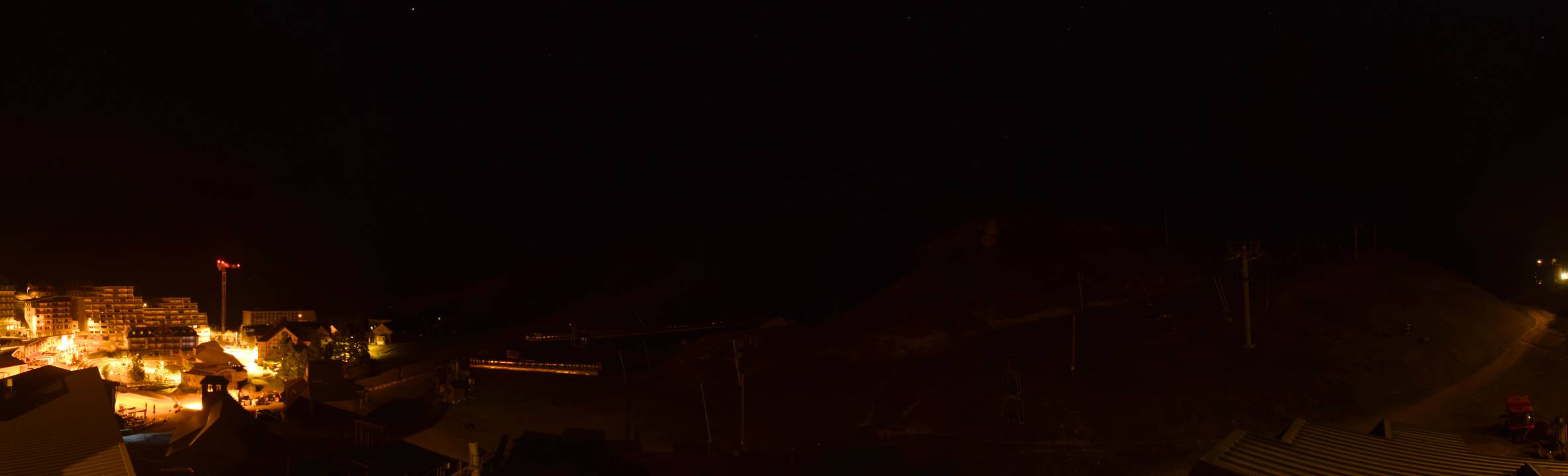 Webcam Grand Tourmalet: La mongie village - 1750m