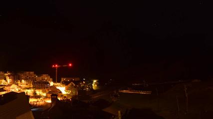 Grand Tourmalet: La mongie village - 1750m (skaping.com)