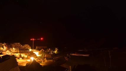 Grand Tourmalet: La mongie village - 1750m (skaping.com)