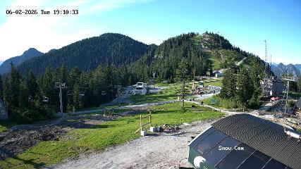 Grouse Mountain: Snow Cam (grousemountain.com)