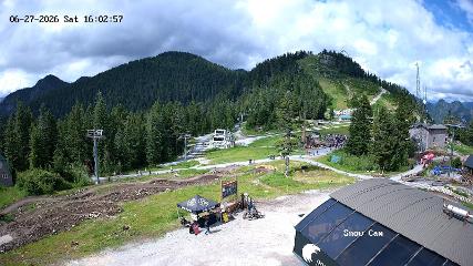 Grouse Mountain: Snow Cam (grousemountain.com)