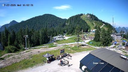 Grouse Mountain: Snow Cam (grousemountain.com)