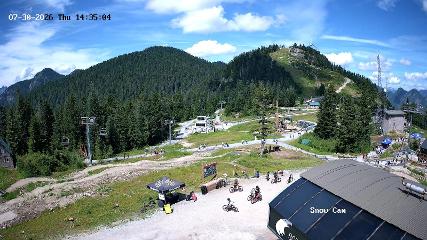 Grouse Mountain: Snow Cam (grousemountain.com)