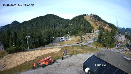 Grouse Mountain: Snow Cam (grousemountain.com)