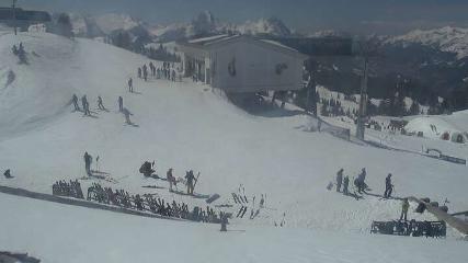 Gstaad: Saanerslochgrat (gstaad.ch)