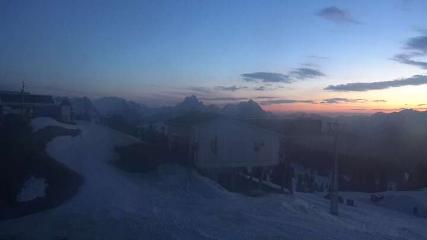 Gstaad: Saanerslochgrat (gstaad.ch)