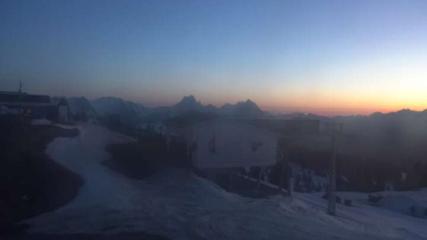 Gstaad: Saanerslochgrat (gstaad.ch)