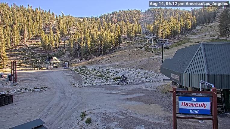 Webcam Heavenly: East peak lodge