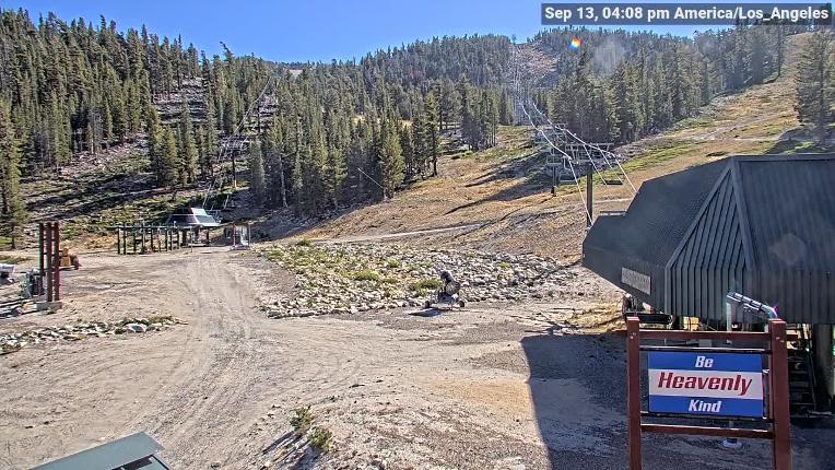 Webcam Heavenly: East peak lodge