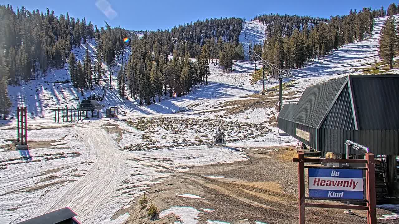 Webcam Heavenly: East peak lodge