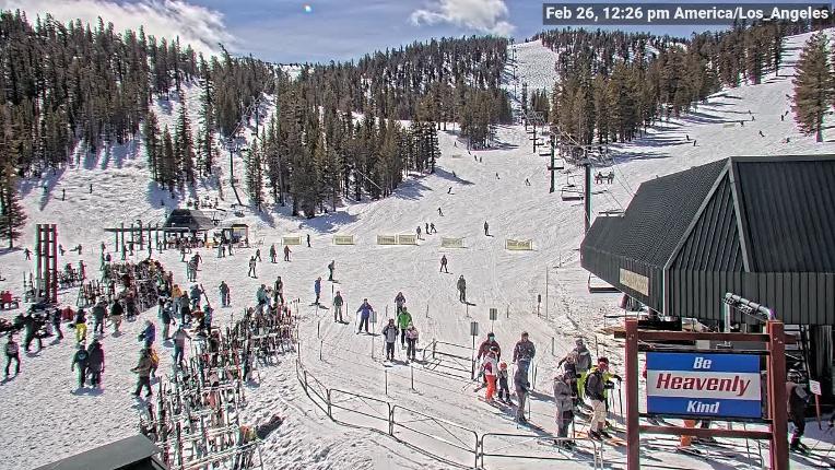 Webcam Heavenly: East peak lodge