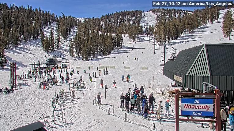Webcam Heavenly: East peak lodge