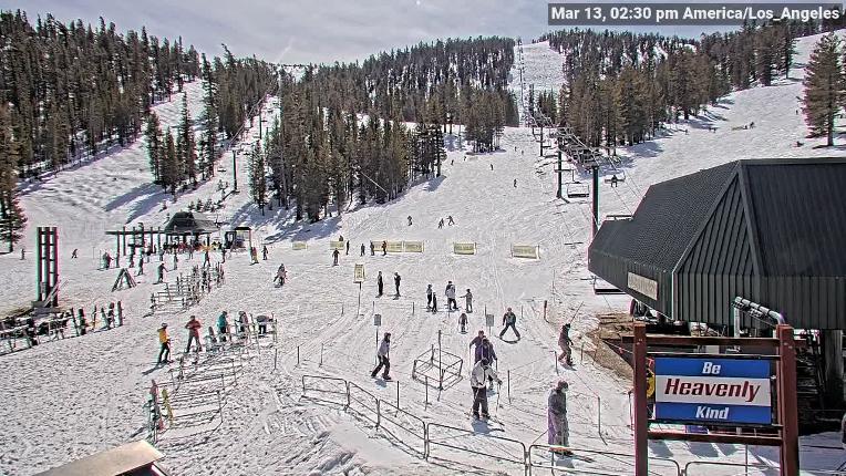 Webcam Heavenly: East peak lodge