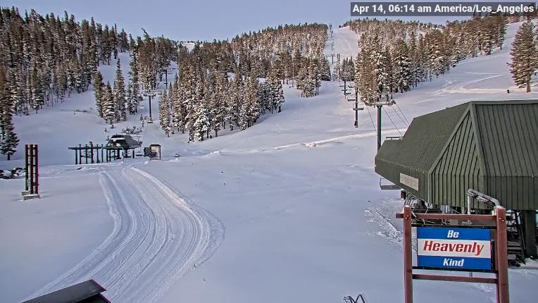 Webcam Heavenly: East peak lodge