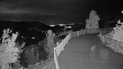 Heavenly: Midstation at the Gondola (skiheavenly.com)