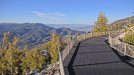 Heavenly: Midstation at the Gondola (skiheavenly.com)