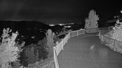 Heavenly: Midstation at the Gondola (skiheavenly.com)