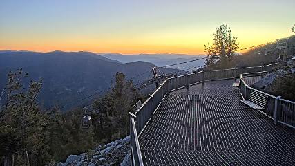 Heavenly: Midstation at the Gondola (skiheavenly.com)