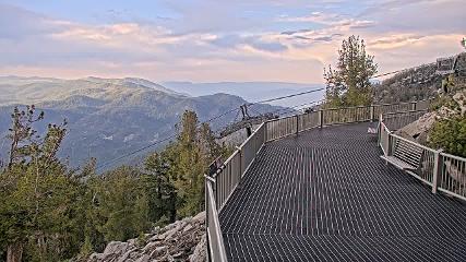 Heavenly: Midstation at the Gondola (skiheavenly.com)