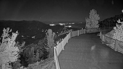 Heavenly: Midstation at the Gondola (skiheavenly.com)
