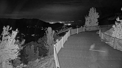 Heavenly: Midstation at the Gondola (skiheavenly.com)