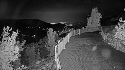Heavenly: Midstation at the Gondola (skiheavenly.com)