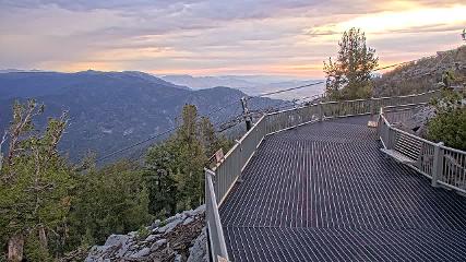 Heavenly: Midstation at the Gondola (skiheavenly.com)