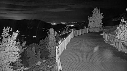 Heavenly: Midstation at the Gondola (skiheavenly.com)
