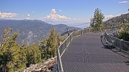 Heavenly: Midstation at the Gondola (skiheavenly.com)