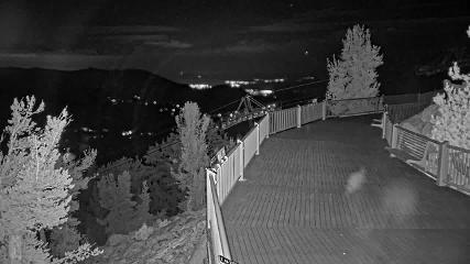 Heavenly: Midstation at the Gondola (skiheavenly.com)